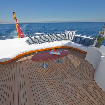 Camarina Royale yacht exterior 4