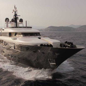 Lady Trudy yacht exterior 2