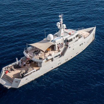 Preference 19 yacht exterior 5