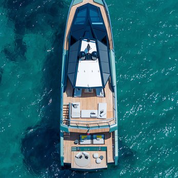 Matzu II yacht exterior 2