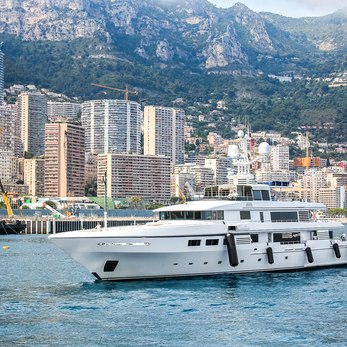 Emelina yacht exterior 3