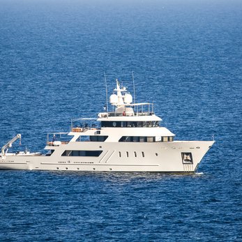 Masquenada yacht exterior 5