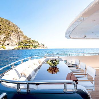 My Way V yacht exterior 4