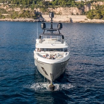 Myko yacht exterior 2