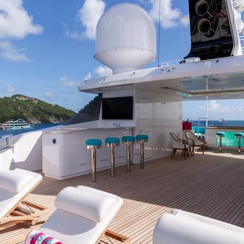 Asia yacht exterior 3