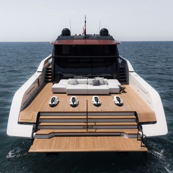 Anmax yacht exterior 5