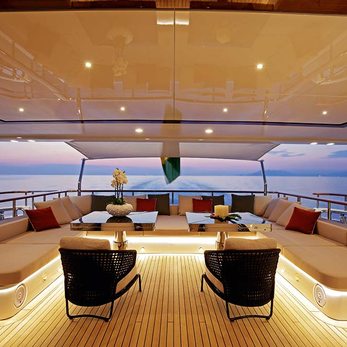 Domani yacht interior 4