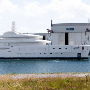 Amels 8004 yacht exterior 4