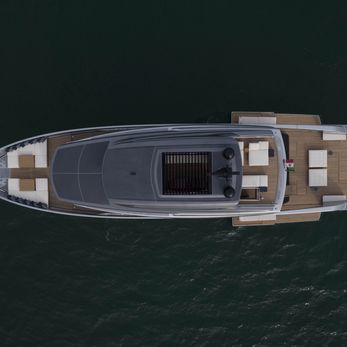 Sensa yacht exterior 5
