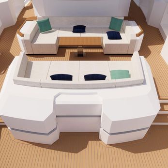 Bee yacht interior 2