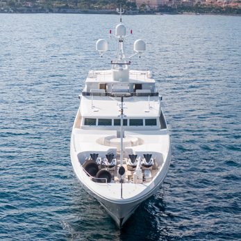 Apogee yacht exterior 2