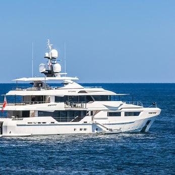 Ethos yacht exterior 5