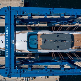 Mone yacht exterior 3