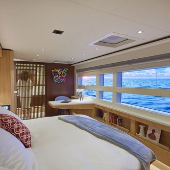 4 Ever yacht interior 5