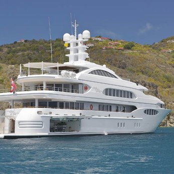 Vive la Vie yacht exterior 5