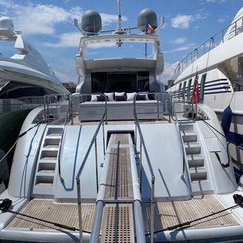 Jade yacht exterior 5