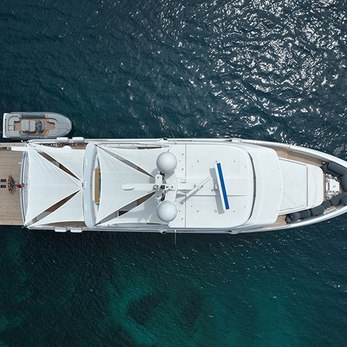 Tropa yacht exterior 3