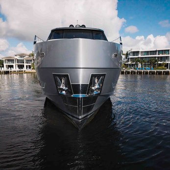 Ocean Alexander 28E/05 yacht exterior 3