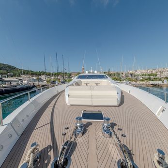 Hai Long yacht exterior 2