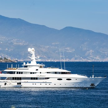 Amaral yacht exterior 5