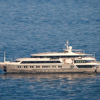 Marquise yacht exterior 3