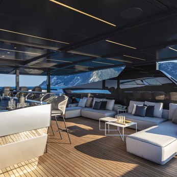 Touch Me yacht interior 4