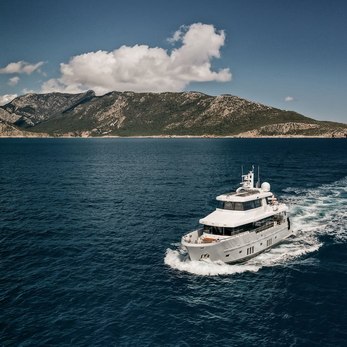 Lemanja yacht exterior 2