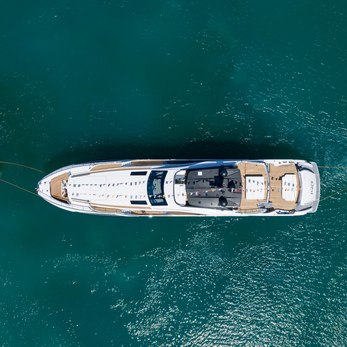 Pershing 140 yacht exterior 4