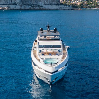 Artemis yacht exterior 5