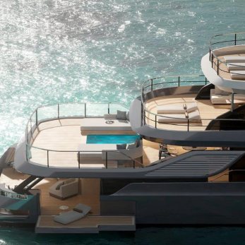 Shabby yacht exterior 4