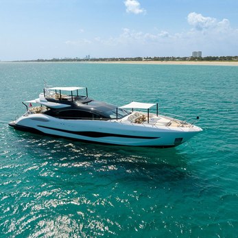 Karma yacht exterior 2