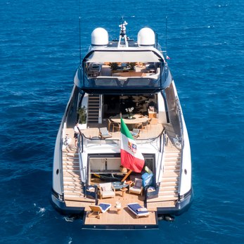 No Rush yacht exterior 4