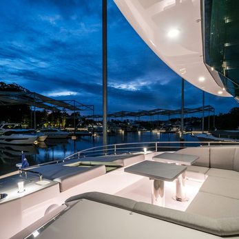 FD80 /07 yacht interior 2