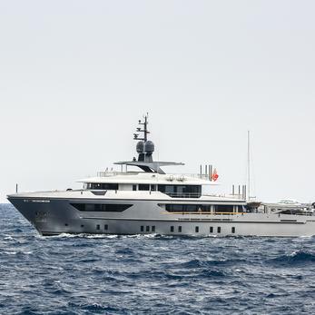 Tyee yacht exterior 3