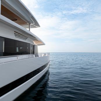 atraversia duplicate yacht exterior 2