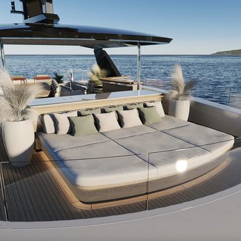 Sirena 42M/01 yacht exterior 3