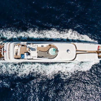 Turquoise yacht exterior 3