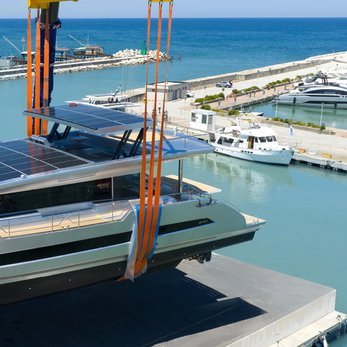 Silent 80/ 01 yacht exterior 3