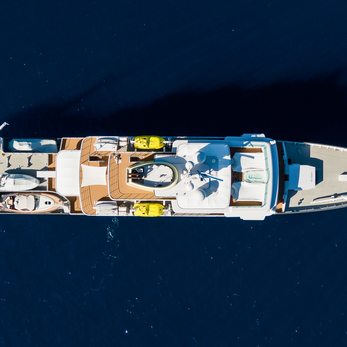 Albatross yacht interior 5