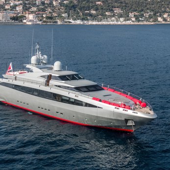 Nina J yacht exterior 4
