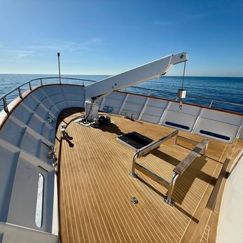 Laziza yacht exterior 2