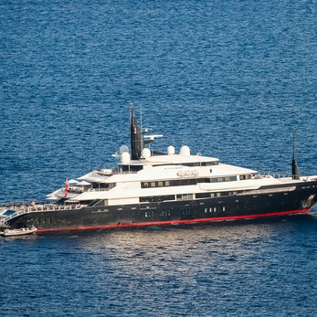 Alfa Nero yacht exterior 2