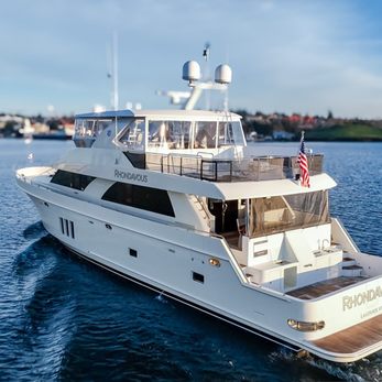 Rhondavous yacht exterior 5