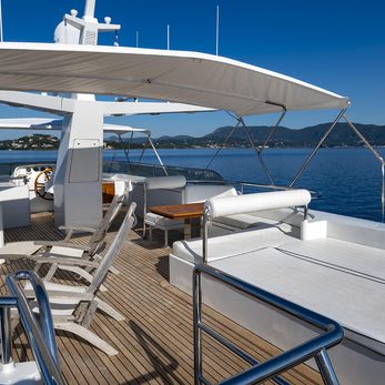 Ladina Too yacht exterior 5