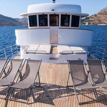 TroyWizard yacht exterior 27