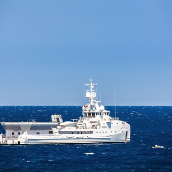 Intrepid yacht exterior 2