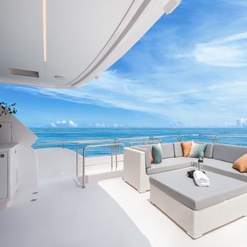 Sheri Lynn yacht interior 4