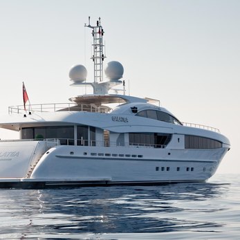 Taurica yacht exterior 5