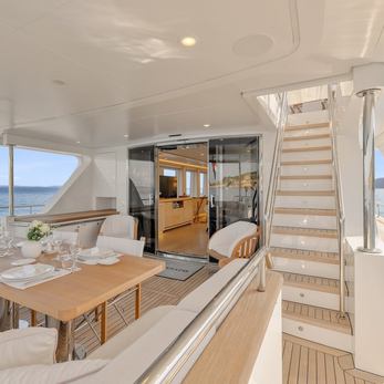 Vanadis yacht interior 4