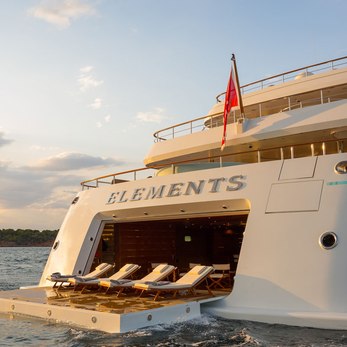 Elements yacht exterior 4